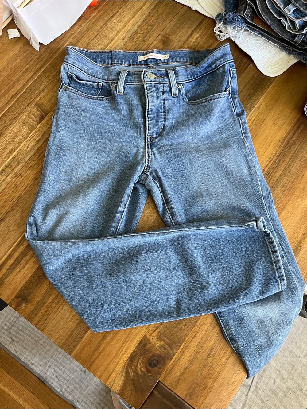 Levi's Short Light Blue Classic Straight Jeans